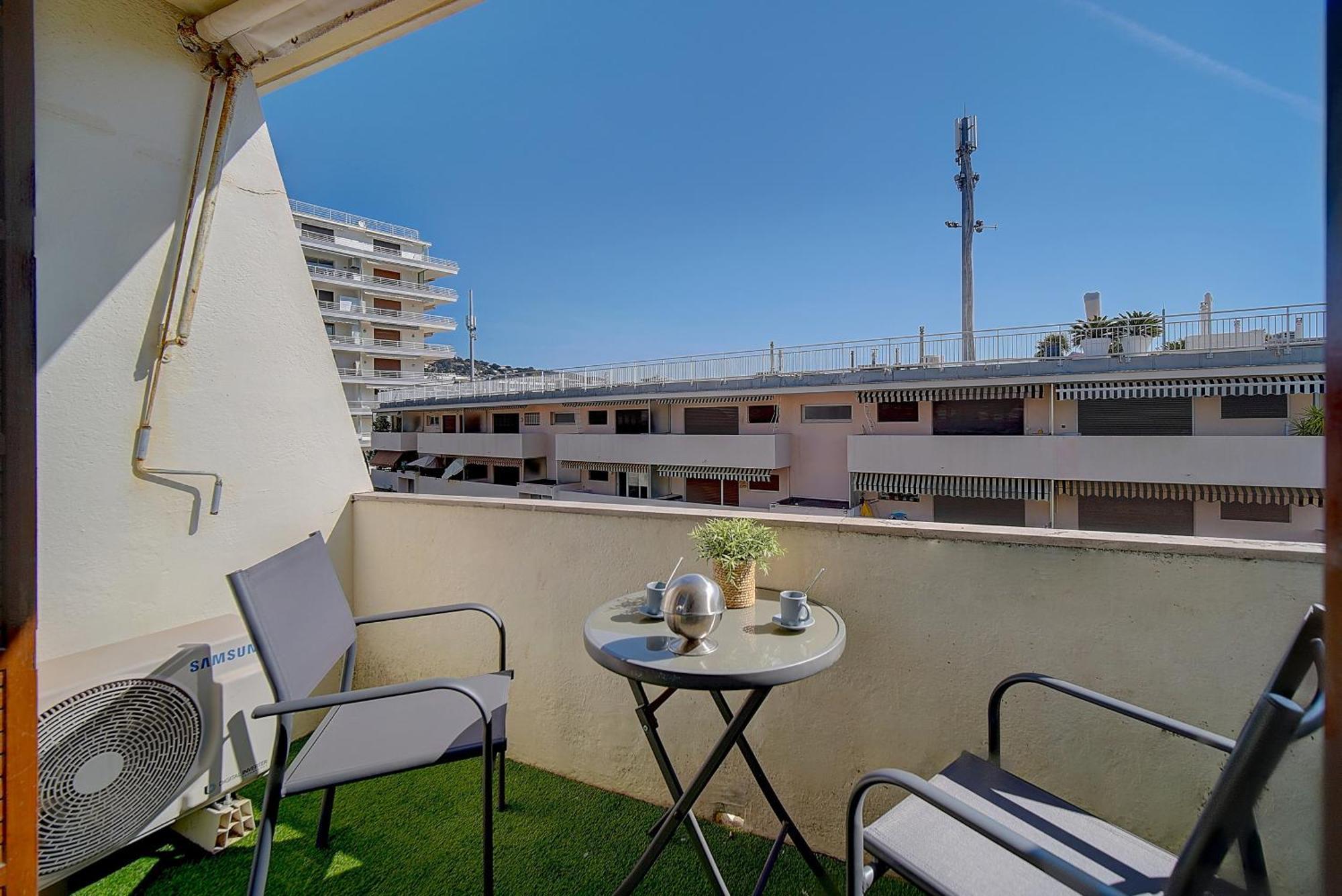 Le Palm - 100M Plage - Croisette - Verriere Cote D'Azur カンヌ エクステリア 写真